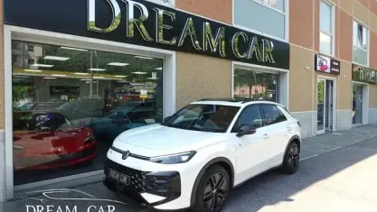 Nuova VW T-Roc R-line 150 CV (110 kW) 2026 Bianco pastello SUV