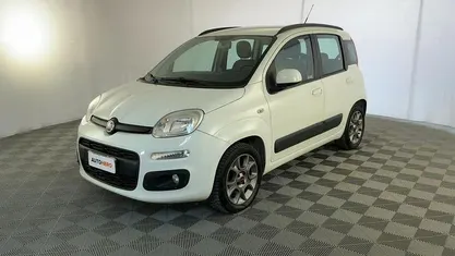 Begagnad Fiat Panda Lounge 85 HK (62 kW) 2016 Vit Halvkombi