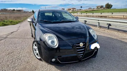 Usata Alfa Romeo MiTo Distinctive 95 CV (69 kW) 2012 Nero Utilitaria