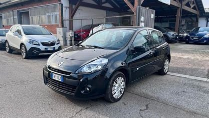Usata Renault Clio IV Dynamique 75 CV (55 kW) 2012 Nero Berlina