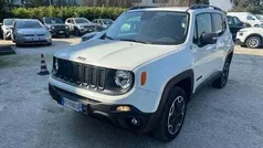 Bianco Usata 2015 Jeep Renegade Trailhawk SUV | 13.590 € (Buon prezzo)