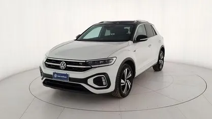 Bianco pastello Usata 2022 VW T-Roc R-line SUV | 22.300 € (Buon prezzo)