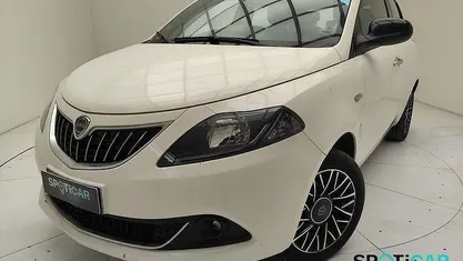 Bianco Usata 2024 Lancia Ypsilon S Due volumi | 14.700 € (Buon prezzo)