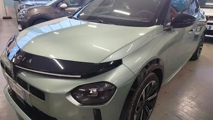 Usata Lancia Ypsilon 101 CV (74 kW) 2024 Utilitaria