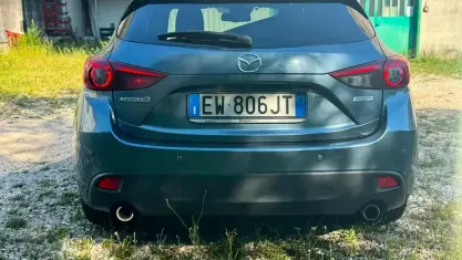 Usata Mazda 3 Exceed 150 CV (110 kW) 2014 Bluazzurro Berlina
