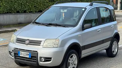Usata Fiat Panda 4x4 69 CV (50 kW) 2009 Utilitaria