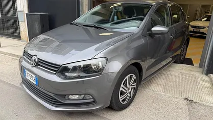 Usata VW Polo 69 CV (50 kW) 2015 Grigio Utilitaria