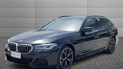 Nero Nuova 2025 BMW 520 M Sport Station wagon | 59.700 €