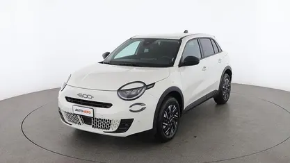 Nuova Fiat 600 101 CV (74 kW) 2025 Bianco SUV