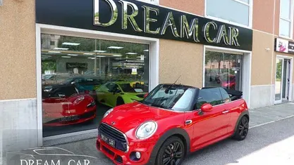 Rosso pastello Usata 2017 Mini Cooper D Due volumi | 18.990 € (Molto cara)