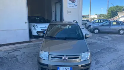 Usata Fiat Panda Emotion 75 CV (55 kW) 2011 Marrone Utilitaria