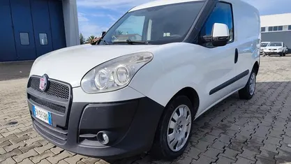 Usata Fiat Doblò 120 CV (88 kW) 2012 Monovolume