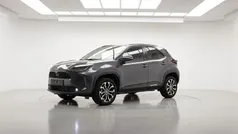 Gray Nuova 2024 Toyota Yaris Cross Trend SUV | 27.490 € (Buon prezzo)