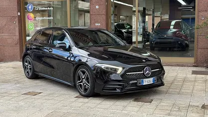 Usata Mercedes A180 AMG 115 CV (84 kW) 2018 Nero Berlina