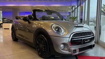 Usata 2017 Mini Cooper SD Cabriolet Cabrio | 18.500 € (Buon prezzo)