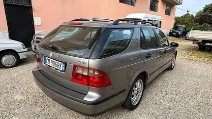 Usata Saab 9-5 Vector 120 CV (88 kW) 2004 Grigio Station wagon