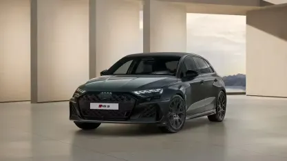 Nuova Audi RS3 Comfort 400 CV (294 kW) 2026 Grigio Berlina