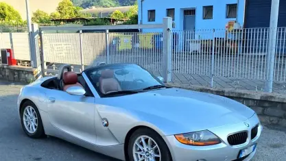 Usata BMW Z4 192 CV (141 kW) 2003 Argento Cabrio