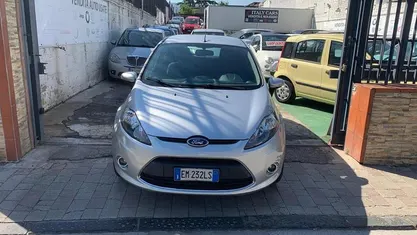 Usata 2012 Ford Fiesta Titanium Due volumi | 3500 € (Buon prezzo)