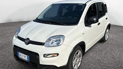 Bianco Usata 2023 Fiat Panda Due volumi | 11.900 € (Buon prezzo)