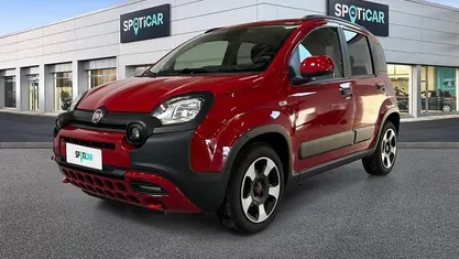 Usata 2024 Fiat Panda Cross Cross Due volumi | 14.350 € (Buon prezzo)