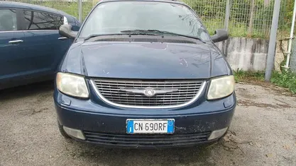 Usata Chrysler Voyager 143 CV (105 kW) 2004 Monovolume