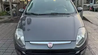 Usata Fiat Punto Evo 75 CV (55 kW) 2016 Grigio Utilitaria