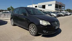 Nero Usata 2005 VW Polo Comfortline Tre volumi | 2300 € (Buon prezzo)