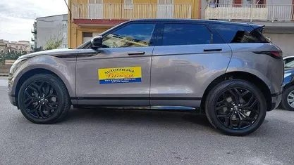 Bicolore Usata 2019 Land Rover Range Rover evoque R-Dynamic SUV | 27.900 € (Buon prezzo)