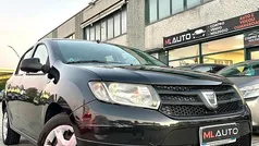 Usata 2013 Dacia Sandero Lauréate Due volumi | 3990 € (Buon prezzo)