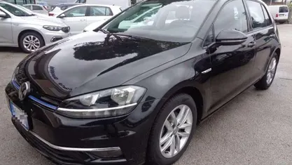 Usata 2020 VW Golf VIII Business Tre volumi | 19.000 € (Ottimo prezzo)