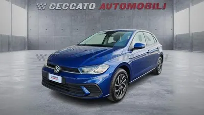 Usata VW Polo Life 95 CV (69 kW) 2024 Blu Utilitaria