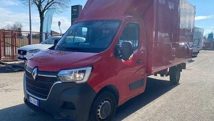 Occasion Renault Master 145 ch (106 kW) 2024 Rouge Monospace