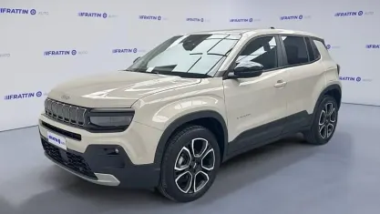 Usata Jeep Avenger Summit 101 CV (74 kW) 2025 Beige SUV