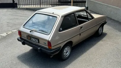 Usata Ford Fiesta 45 CV (33 kW) 1982 Beige Utilitaria