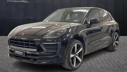 Usata Porsche Macan 265 CV (194 kW) 2023 Nero metallizzato SUV