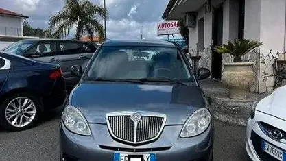 Usata Lancia Ypsilon Platinum 69 CV (50 kW) 2011 Grigio Utilitaria