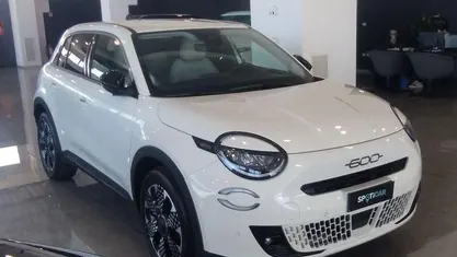 Usata Fiat 600 La Prima 101 CV (74 kW) 2025 Bianco SUV