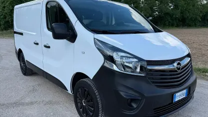 Usata Opel Vivaro-e Combi 95 CV (69 kW) 2019 Bianco Monovolume