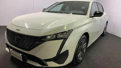 Bianco Usata 2023 Peugeot 308 Allure Berlina | 19.900 € (Buon prezzo)