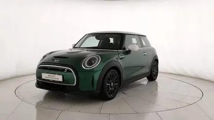 Usata Mini Cooper SE Classic 75 kW (102 CV) 2022 Verde Utilitaria