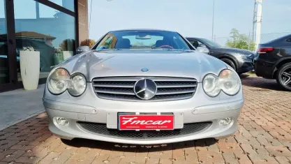 Usata Mercedes SL500 306 CV (225 kW) 2002 Argento Cabrio