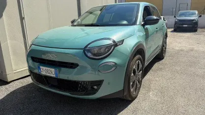 Usata Fiat 600 La Prima 110 CV (80 kW) 2025 Azzurro SUV