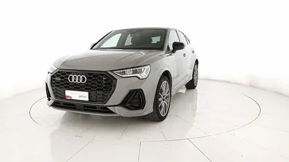 Usata Audi Q3 Sportback Ambiente 245 CV (180 kW) 2023 Colore carrozzeria personalizzato audi exclusive SUV