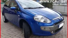 Blu/azzurro Usata 2015 Fiat Punto Lounge Due volumi | 5900 € (Buon prezzo)