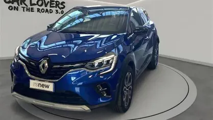 Begagnad Renault Captur Techno 101 HK (74 kW) 2023 Blå SUV