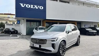 Usata Volvo XC90 Plus 250 CV (183 kW) 2025 SUV