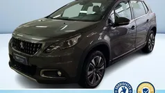 Grigio Usata 2019 Peugeot 2008 Style SUV | 12.800 € (Buon prezzo)