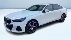 Bianco Usata 2024 BMW 520 M Sport Tre volumi | 54.900 € (Ottimo prezzo)