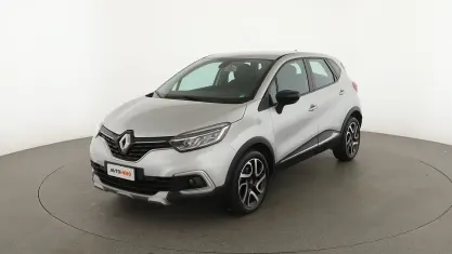 Second-hand Renault Captur Intens 110 CP (80 kW) 2017 Argintiu SUV